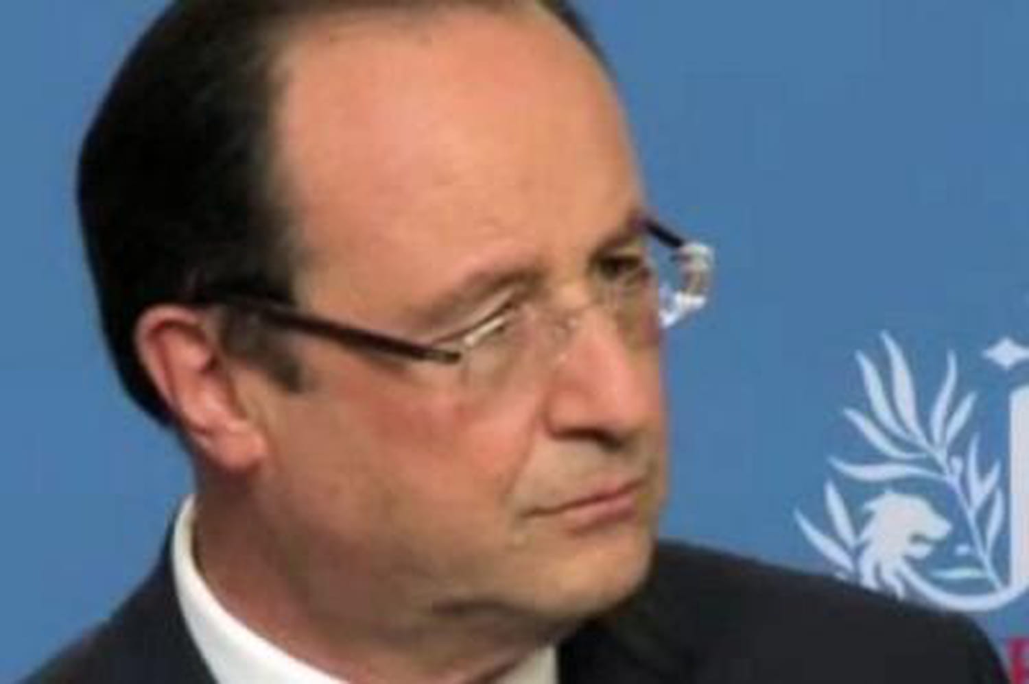 Hollande penserait à un remaniement. Avant les municipales ?