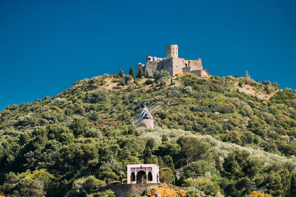 Le fort Saint-Elme, sur la colline entre Collioure et Port-Vendres