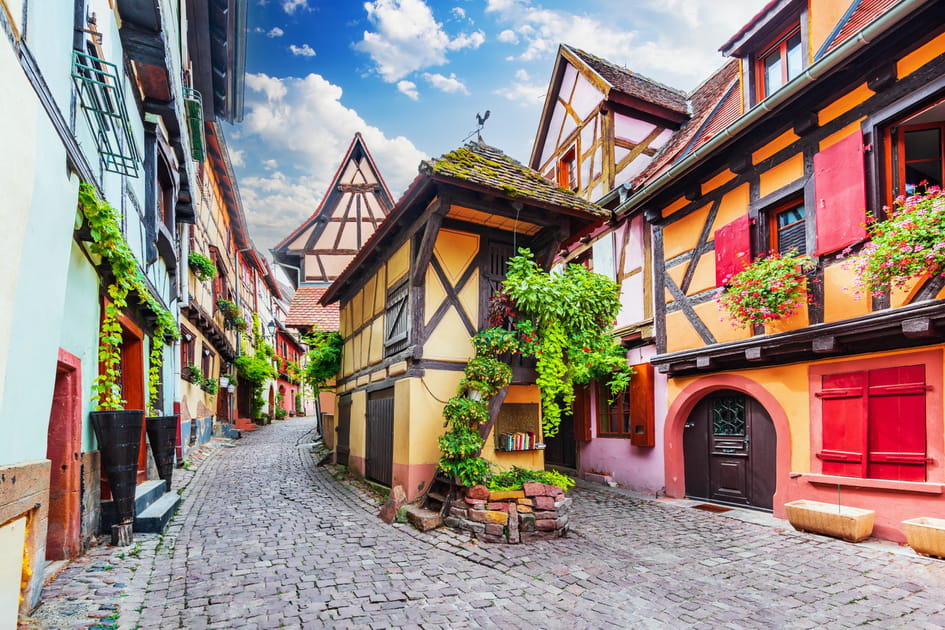 Eguisheim, l'Alsace authentique et color&eacute;e