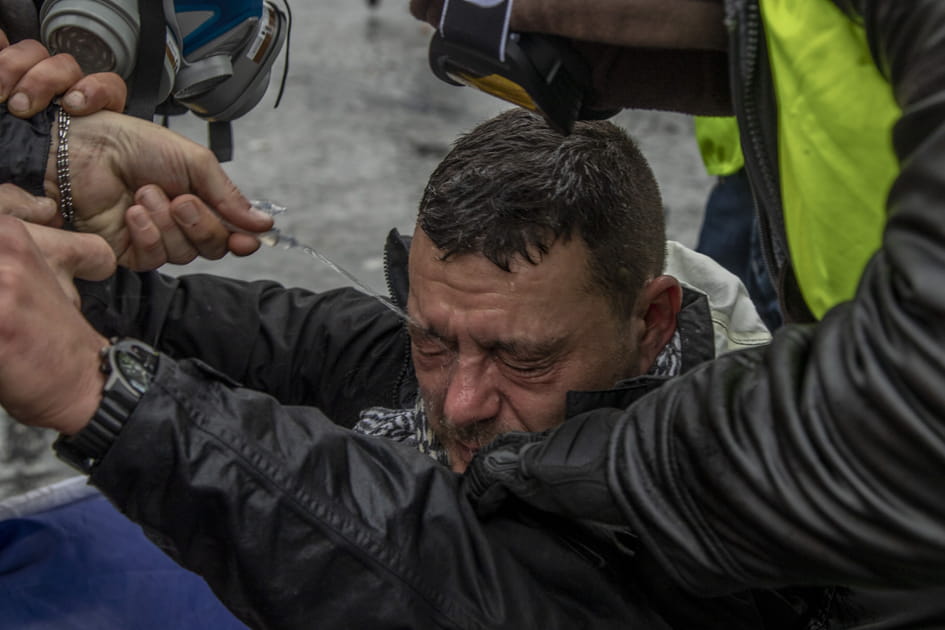 Gilets jaunes&nbsp;: les images choc &agrave; Paris