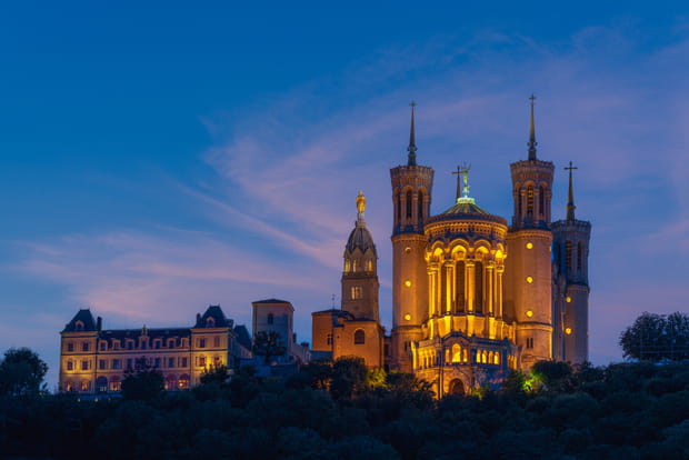 Une visite insolite et nocturne de la Basilique Notre-Dame de Fourvière