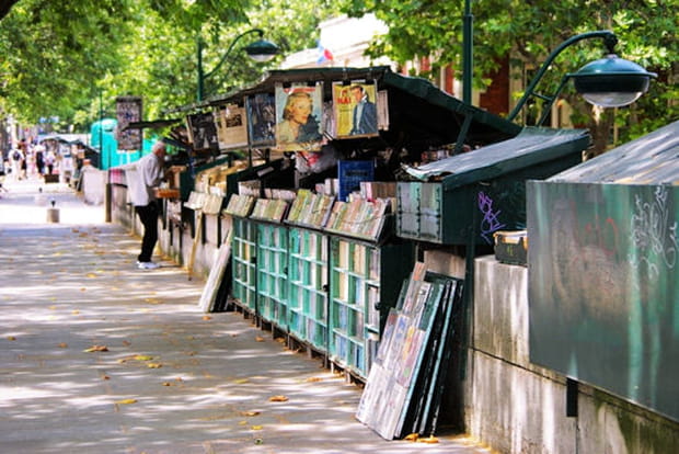 Eternels bouquinistes