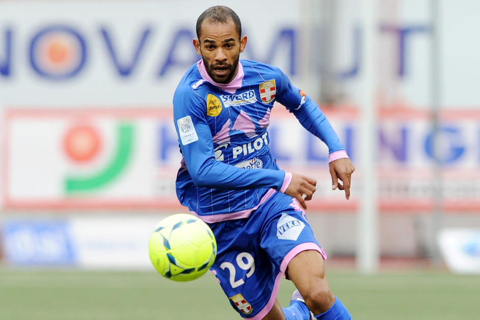 Saber Khalifa (football)