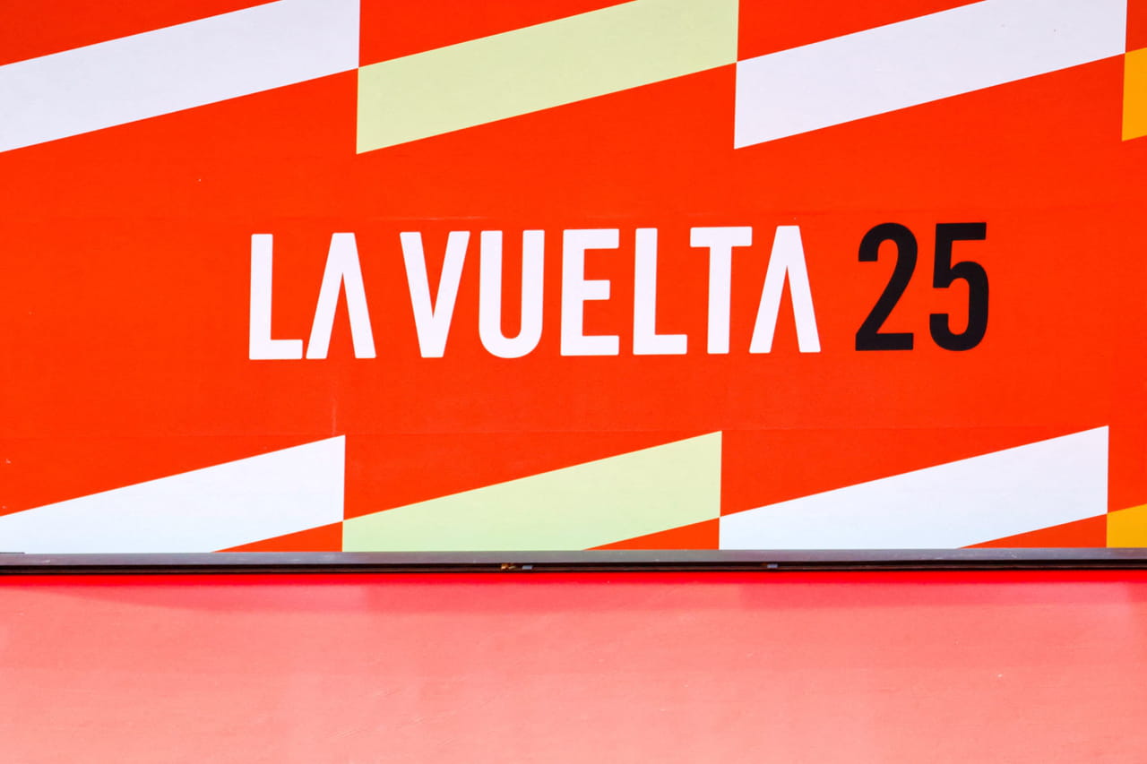 Vainqueur de la Vuelta, il est accusé d'un quadruple meurtre
