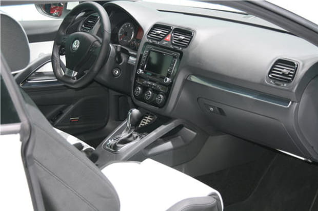 Intérieur soigné et bien équipé