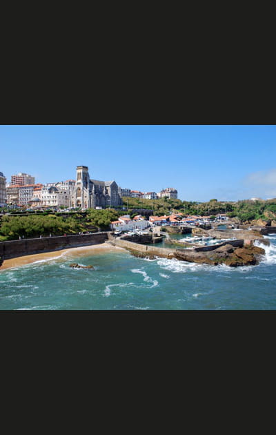 La c&ocirc;te Basque et son atmosph&egrave;re festive