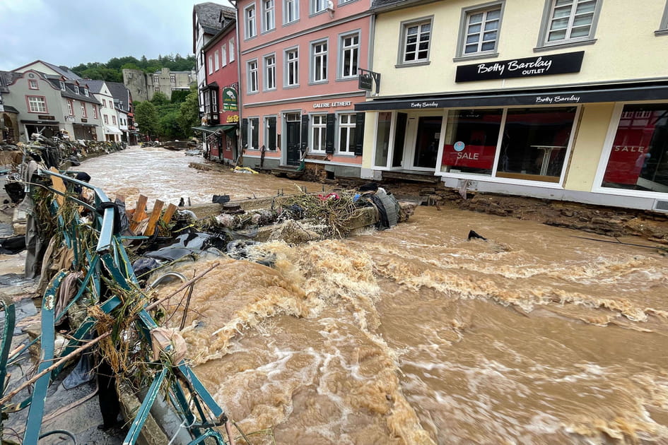 Les images des inondations en Allemagne et en Belgique