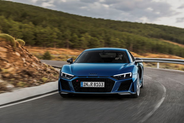 Audi donne un coup de jeune à sa R8