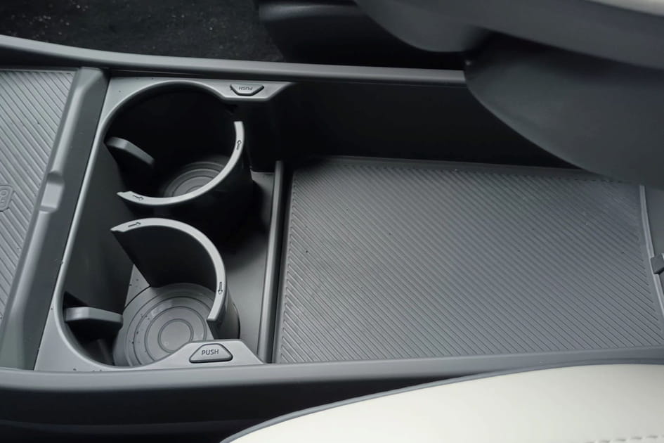 Le nouveau EV3&nbsp;ne manque pas d'espace de rangement