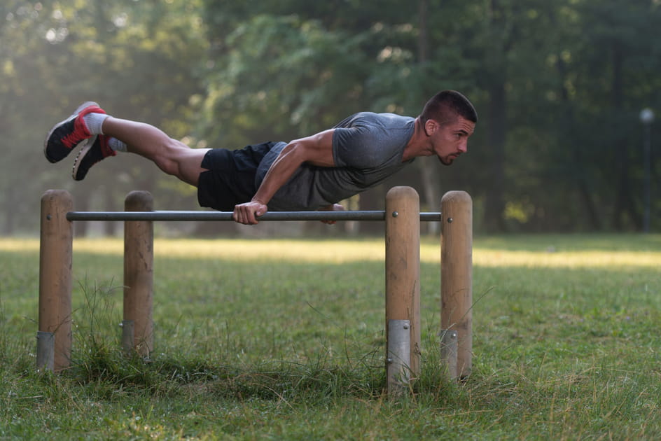 Du gainage sur des barres