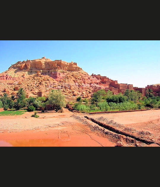 Pr&egrave;s d'A&iuml;t-Ben-Haddou, Maroc