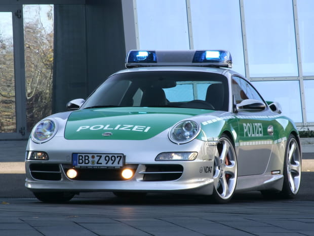 La police allemande en Porsche