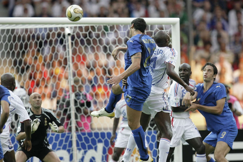 20h19 : &eacute;galisation de Marco Materazzi