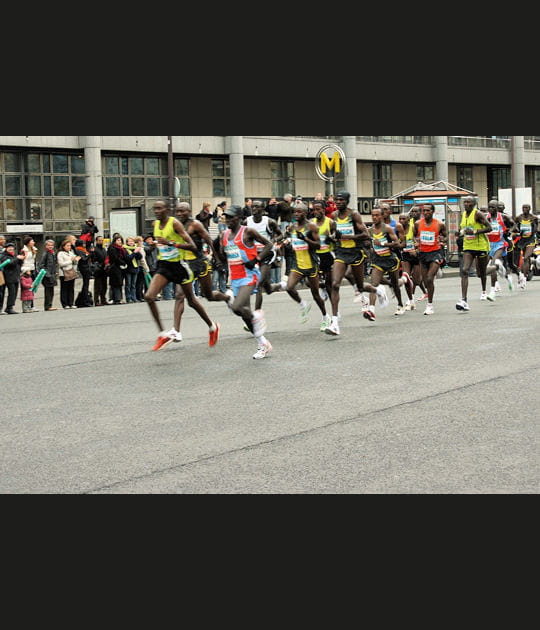 La t&ecirc;te de la course