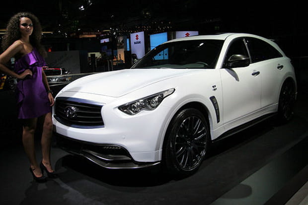 Infiniti FX50 Sebastian Vettel