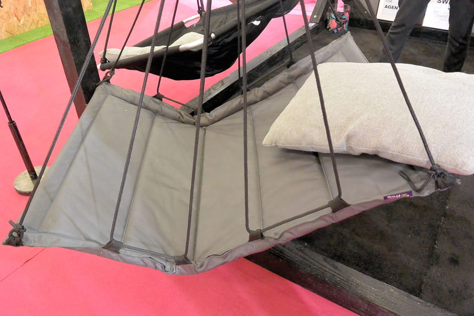 Un fauteuil &agrave; suspendre