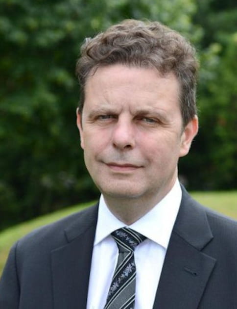 Pr&eacute;sident du Centre scientifique et technique du b&acirc;timent&nbsp;: 16&nbsp;330&nbsp;euros bruts