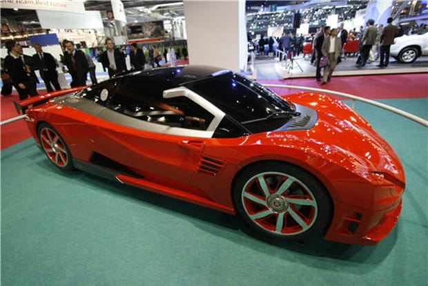 Design : le plastique c'est chic