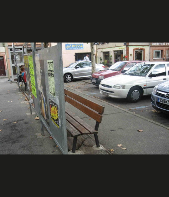 Plus pr&egrave;s pas possible