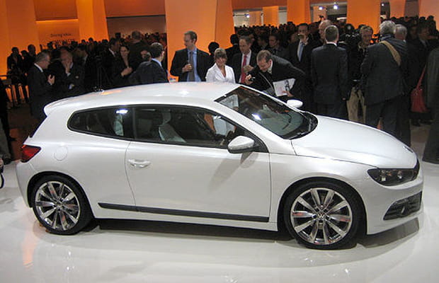 Des dimensions compactes