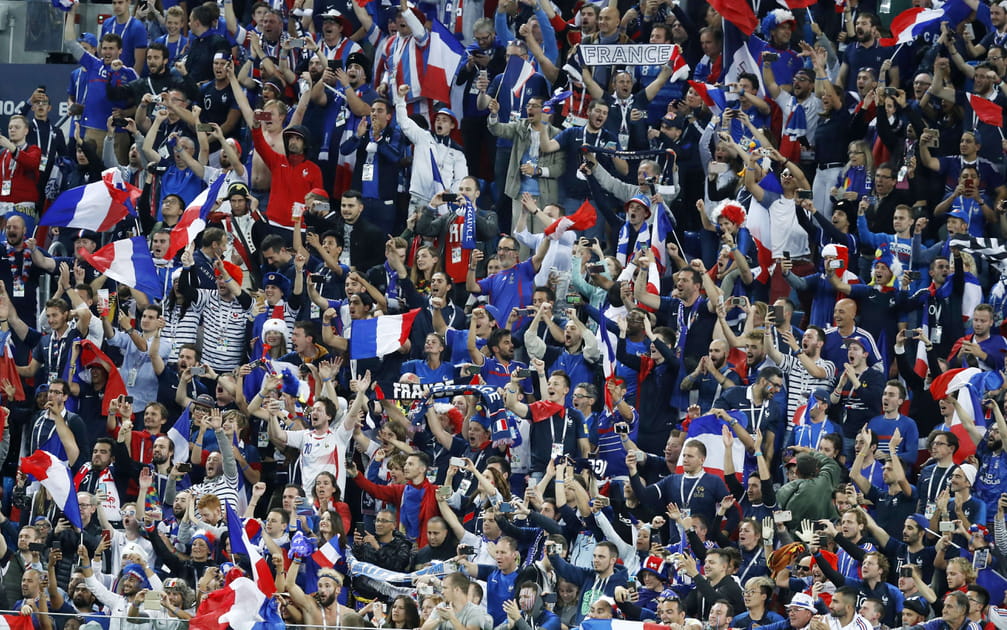 Dans le stade, on f&ecirc;te la victoire