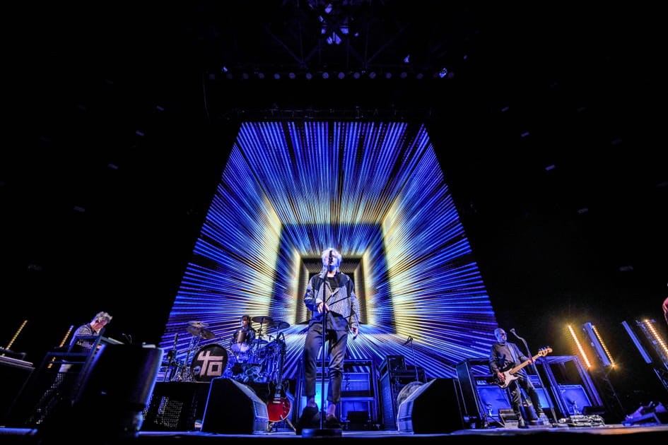 L'ouverture du concert d'Indochine