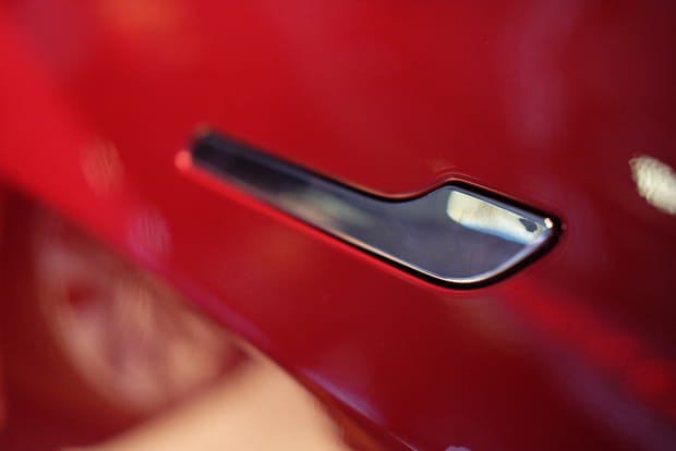 Les poignées de portes affleurantes