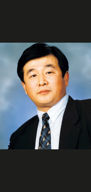 12e. ex aequo Li Hongzhi