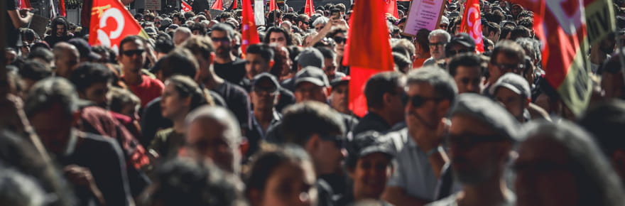 18&nbsp;septembre 2025, en direct&nbsp;: gronde &agrave; Paris, beaucoup de manifestants... Un &quot;succ&egrave;s&quot; pour la CGT
