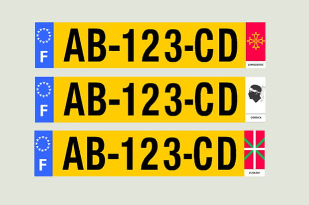 Plaques d'immatriculation : le département sur un autocollant