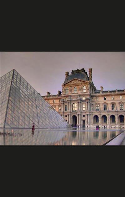 La pyramide du Louvre