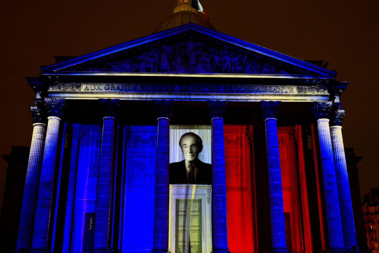 Robert Badinter au PanthÃ©onÂ : une cÃ©rÃ©monie remplie de symboles, mais une ombre au...
