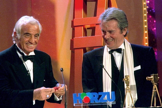 Alain Delon et Jean-Paul Belmondo complices à une remise de prix en Allemagne