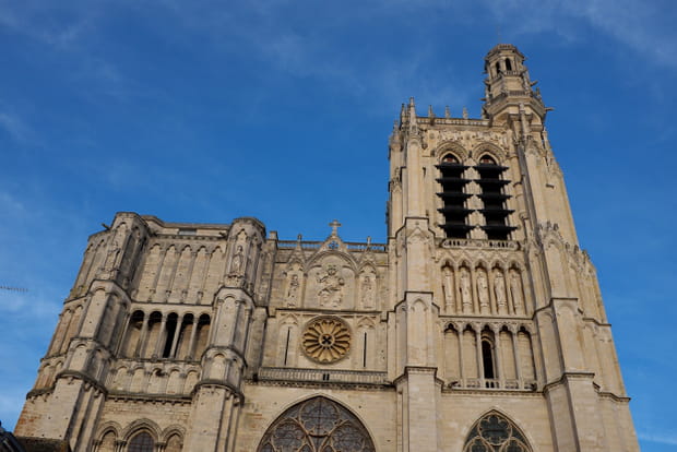 Saint-Étienne de Sens, la première cathédrale gothique