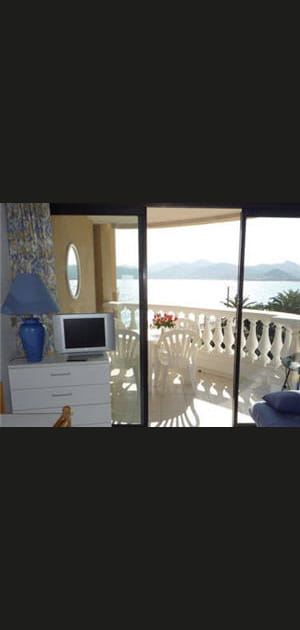 Cannes (Alpes-Maritimes)&nbsp;: 125&nbsp;&euro;/nuit