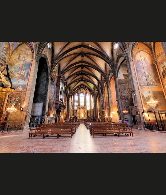 Majestueuse cath&eacute;drale