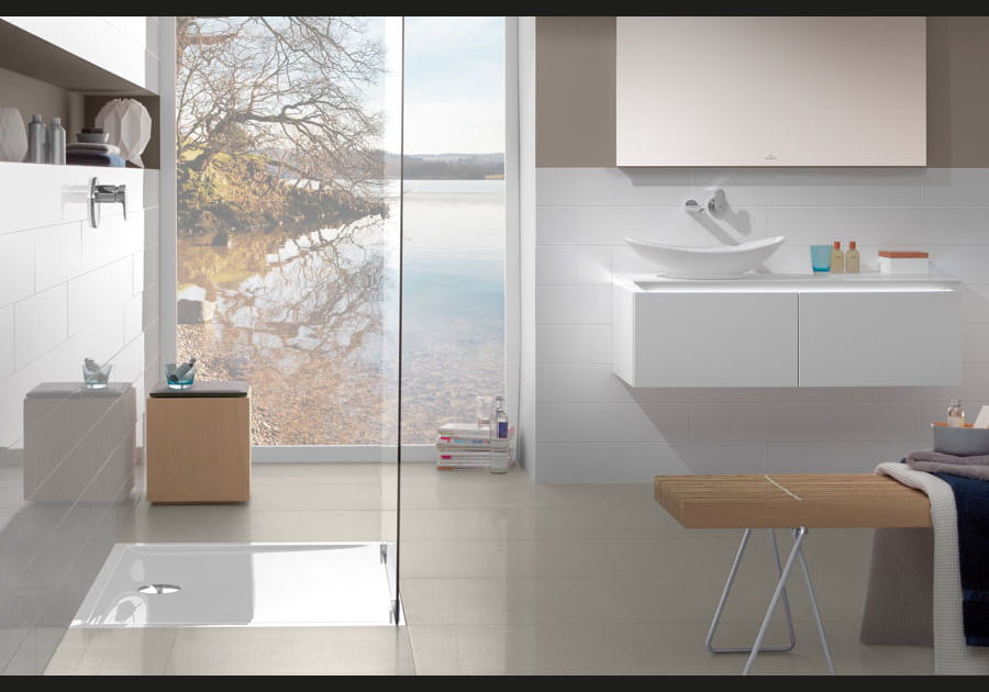 Une salle de bains transparente
