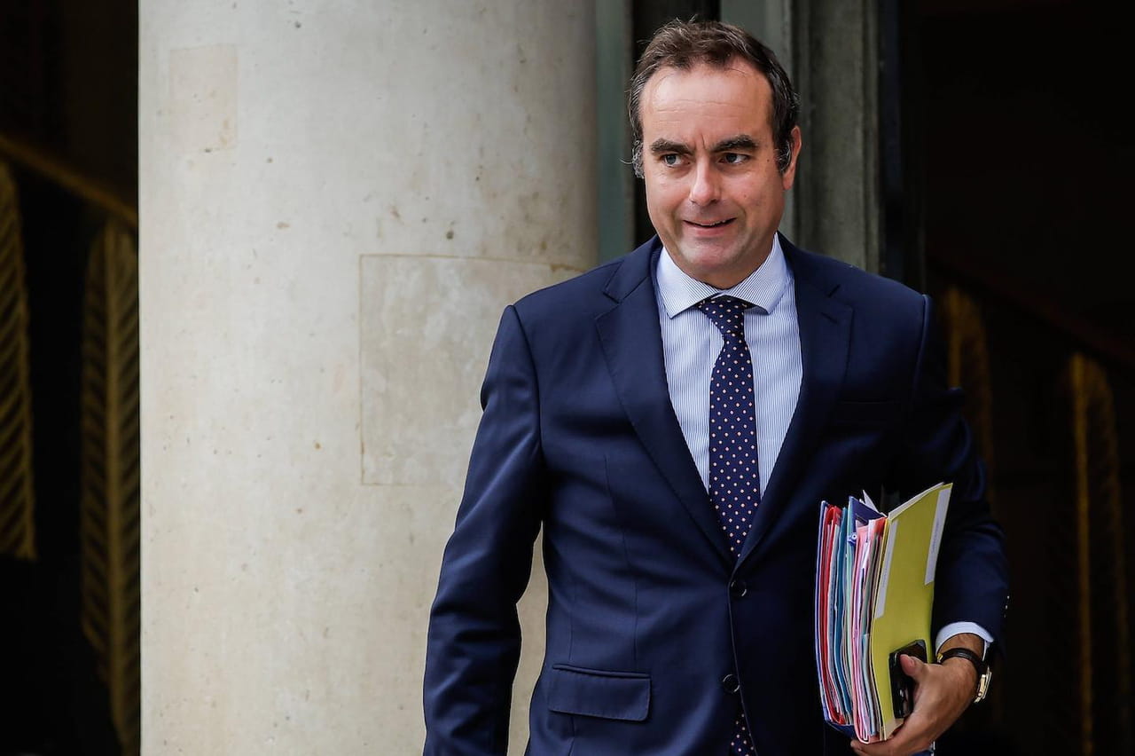 Nouveau premier ministre : Lecornu nommé mais déjà vers la sortie ? Le PS va décider de son sort