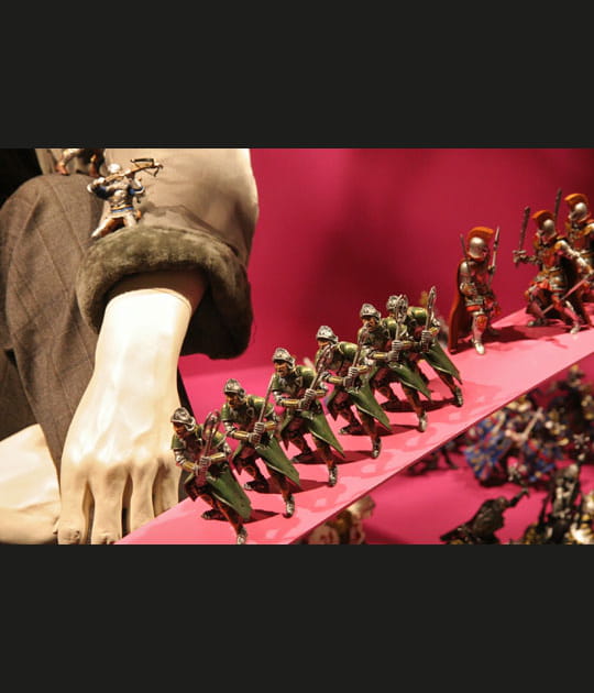 Rang&eacute;es de soldats