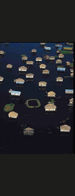 Village lacustre au B&eacute;nin