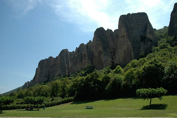 Les Pénitents des Mées, curieuse formation rocheuse