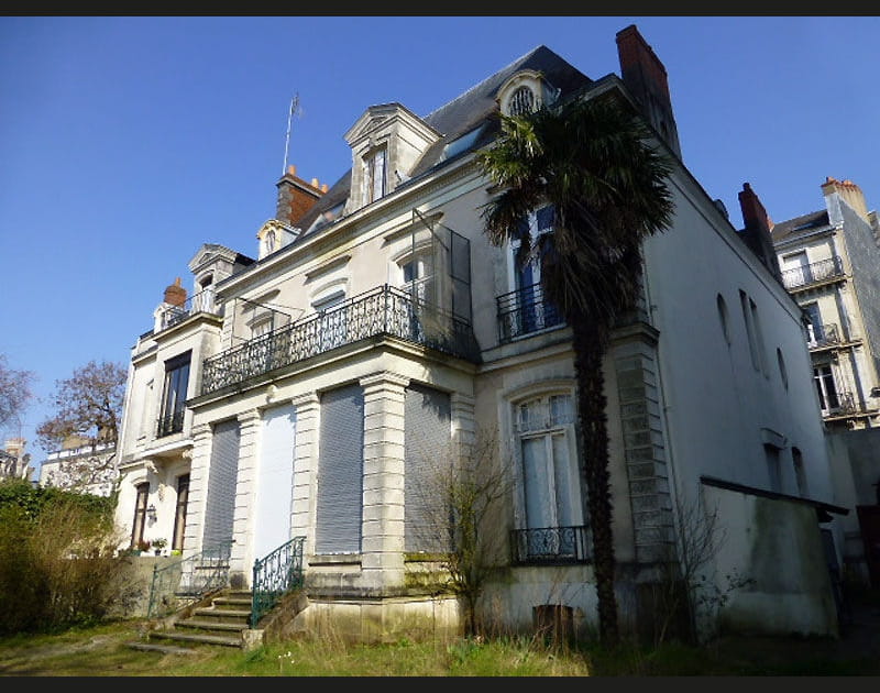 Belle demeure avec d&eacute;pendance &agrave; Nantes