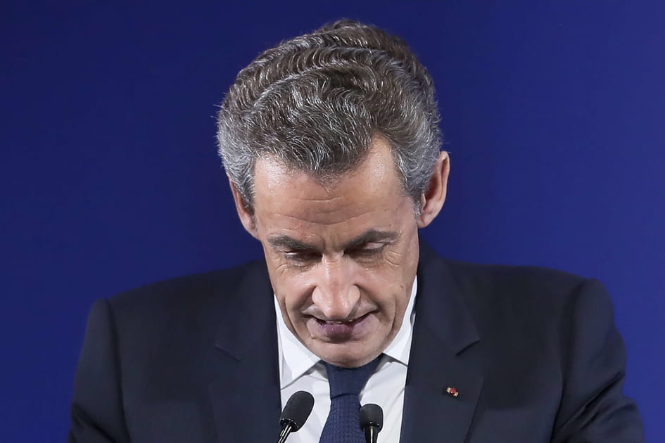 Sarkozy &eacute;ject&eacute; de la primaire