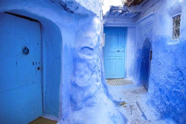 10 voyages à travers la couleur bleu