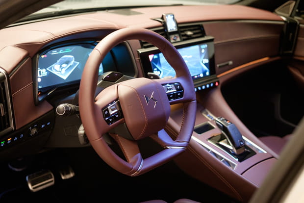 Montez à bord de la DS9 avant sa sortie