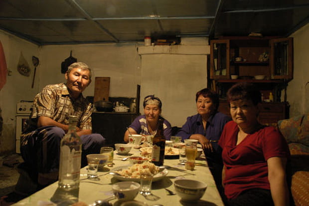Dans la chaleur d'un foyer kazakhe