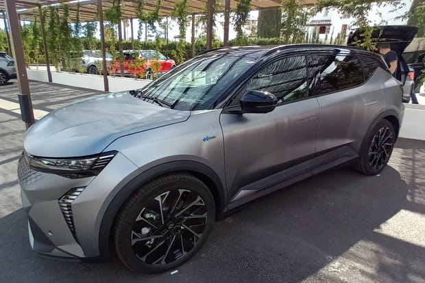 On prend la route avec le nouveau Scénic électrique
