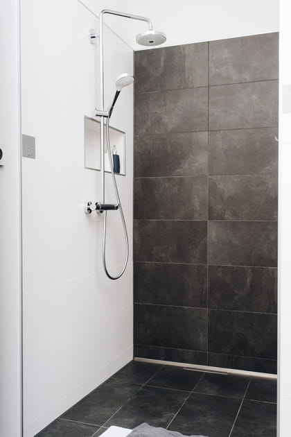 Si vous suivez ces conseils, vous n'aurez plus jamais votre douche bouch&eacute;e