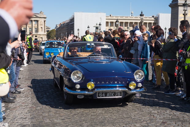 Une voiture qui sent bon la Nationale 7