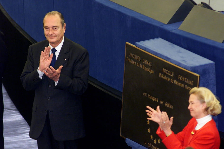 Un euro-h&eacute;micycle
